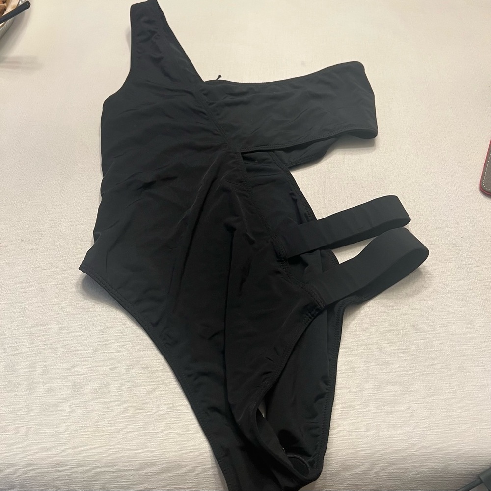 ALT. One shoulder swim